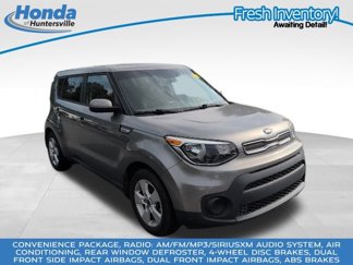Used 2017 Kia Soul w/ Convenience Package image 1