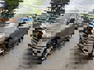 Used 2010 Toyota Tundra 4x4 Double Cab image 1