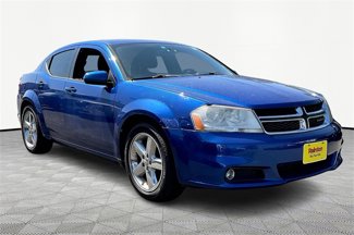Used 2013 Dodge Avenger SXT image 1