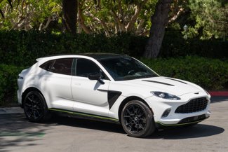 Used 2021 Aston Martin DBX image 1