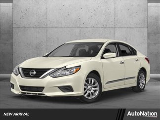 Used 2017 Nissan Altima 2.5 SV image 1