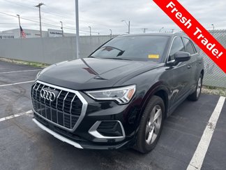 Certified 2020 Audi Q3 2.0T Premium Plus w/ Premium Plus Package image 1