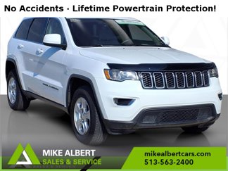 Used 2017 Jeep Grand Cherokee Laredo image 1