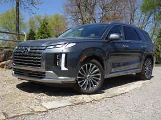 Used 2024 Hyundai Palisade Calligraphy image 1