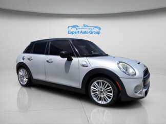 Used 2015 MINI Cooper S image 1