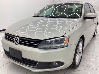 Used 2011 Volkswagen Jetta SEL image 1