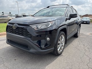 Used 2021 Toyota RAV4 XLE Premium image 1