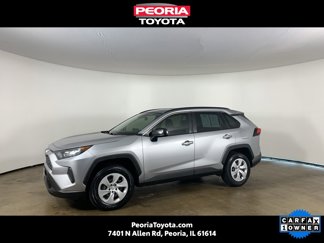 Used 2021 Toyota RAV4 LE image 1