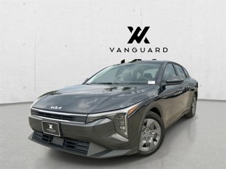 Certified 2025 Kia K4 LX image 1