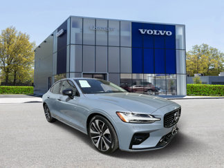 Certified 2022 Volvo S60 B5 Momentum w/ Premium Package image 1