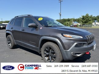 Used 2017 Jeep Cherokee Trailhawk image 1