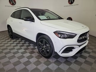 Used 2024 Mercedes-Benz GLA 250 4MATIC image 1
