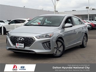 Used 2022 Hyundai Ioniq SE image 1