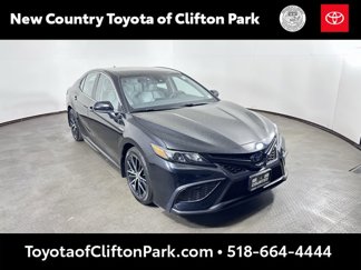 Used 2021 Toyota Camry SE image 1