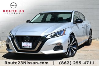 Certified 2022 Nissan Altima 2.5 SR image 1