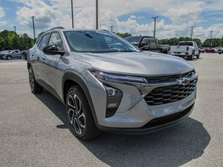 New 2025 Chevrolet Trax RS w/ Driver Confidence Package image 1