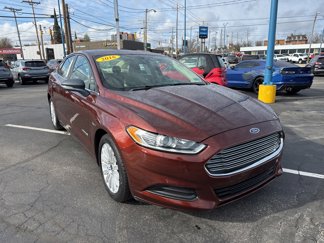 Used 2016 Ford Fusion SE image 1