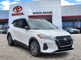 Used 2023 Nissan Kicks SV image 1