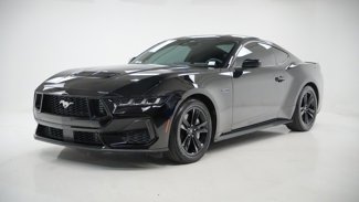 Used 2024 Ford Mustang GT image 1