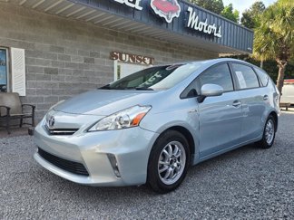 Used 2013 Toyota Prius V Five image 1