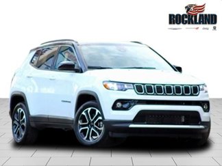 Used 2024 Jeep Compass Limited image 1