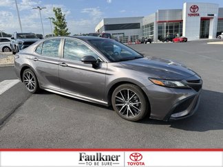 Certified 2023 Toyota Camry SE image 1