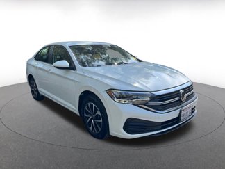 Used 2024 Volkswagen Jetta S image 1