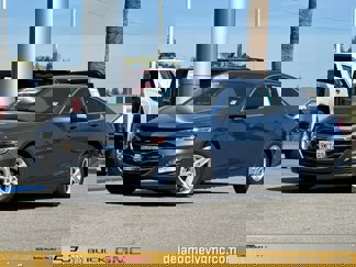 Used 2024 Chevrolet Malibu LT image 1