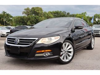 Used 2010 Volkswagen CC Luxury image 1