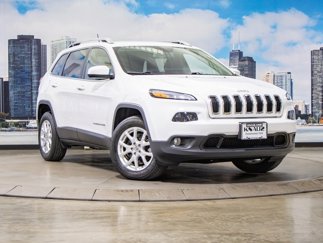 Used 2017 Jeep Cherokee Latitude image 1