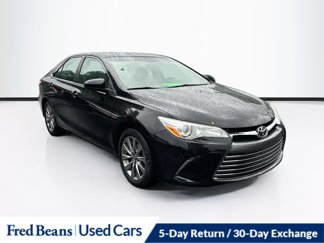 Used 2017 Toyota Camry XLE image 1