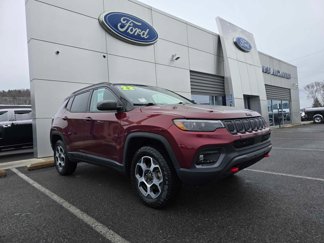 Used 2022 Jeep Compass Trailhawk w/ Trailhawk Elite Group image 1