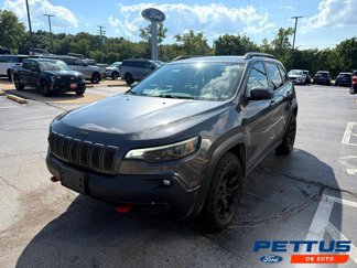Used 2019 Jeep Cherokee Trailhawk image 1