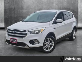 Used 2017 Ford Escape SE image 1