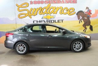 Used 2018 Ford Focus SE image 1