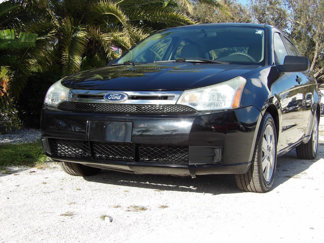 Used 2011 Ford Focus S image 1