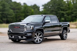 Used 2017 GMC Sierra 1500 Denali image 1