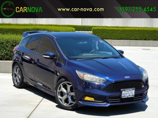 Used 2017 Ford Focus ST image 1