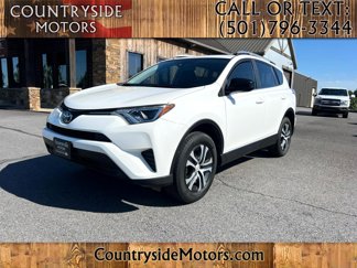 Used 2017 Toyota RAV4 LE image 1