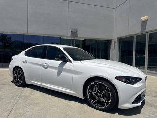 New 2025 Alfa Romeo Giulia image 1