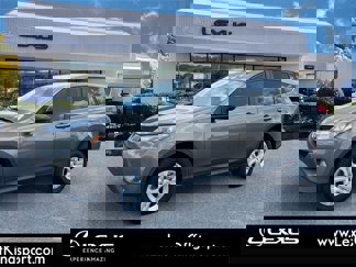 Used 2015 Toyota RAV4 LE image 1