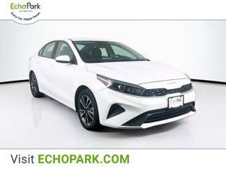Used 2022 Kia Forte LXS image 1