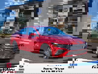 Used 2024 Hyundai Elantra Blue video 1