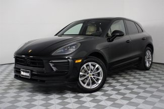 Certified 2025 Porsche Macan image 1