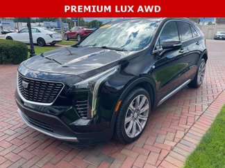 Used 2021 Cadillac XT4 Premium Luxury image 1