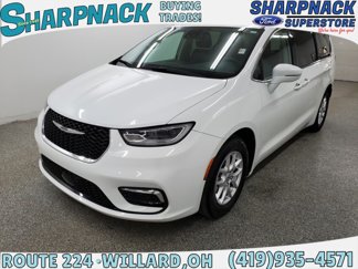 Used 2022 Chrysler Pacifica Touring-L image 1