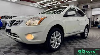 Used 2013 Nissan Rogue SL image 1