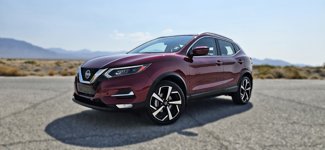 Used 2022 Nissan Rogue Sport SL image 1