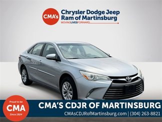 Used 2016 Toyota Camry image 1