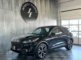 Used 2021 Ford Escape SE w/ SE Sport Appearance Package image 1